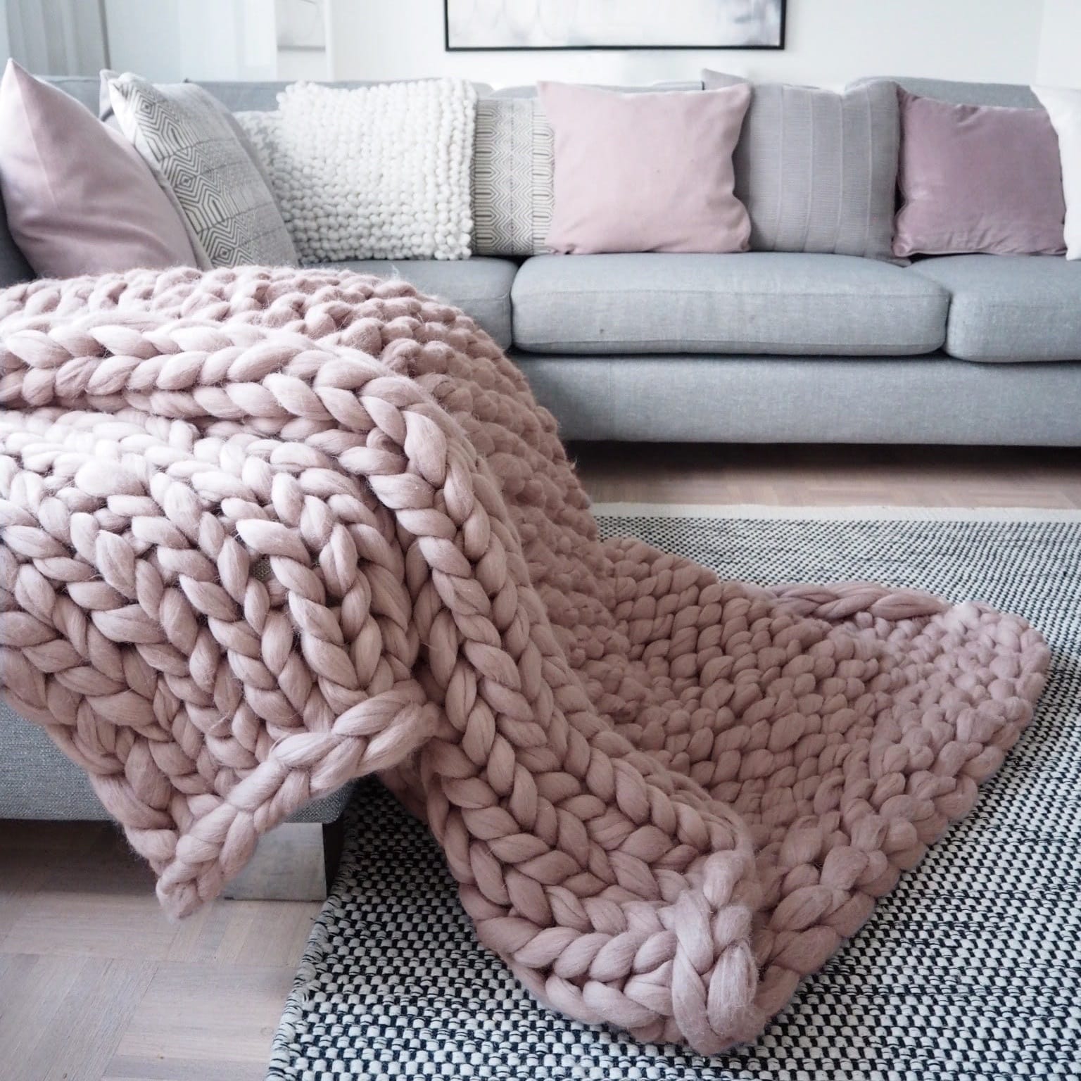 beautiful blush mauve chunky blanket